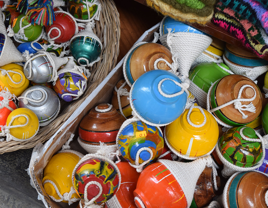 trompos de colores